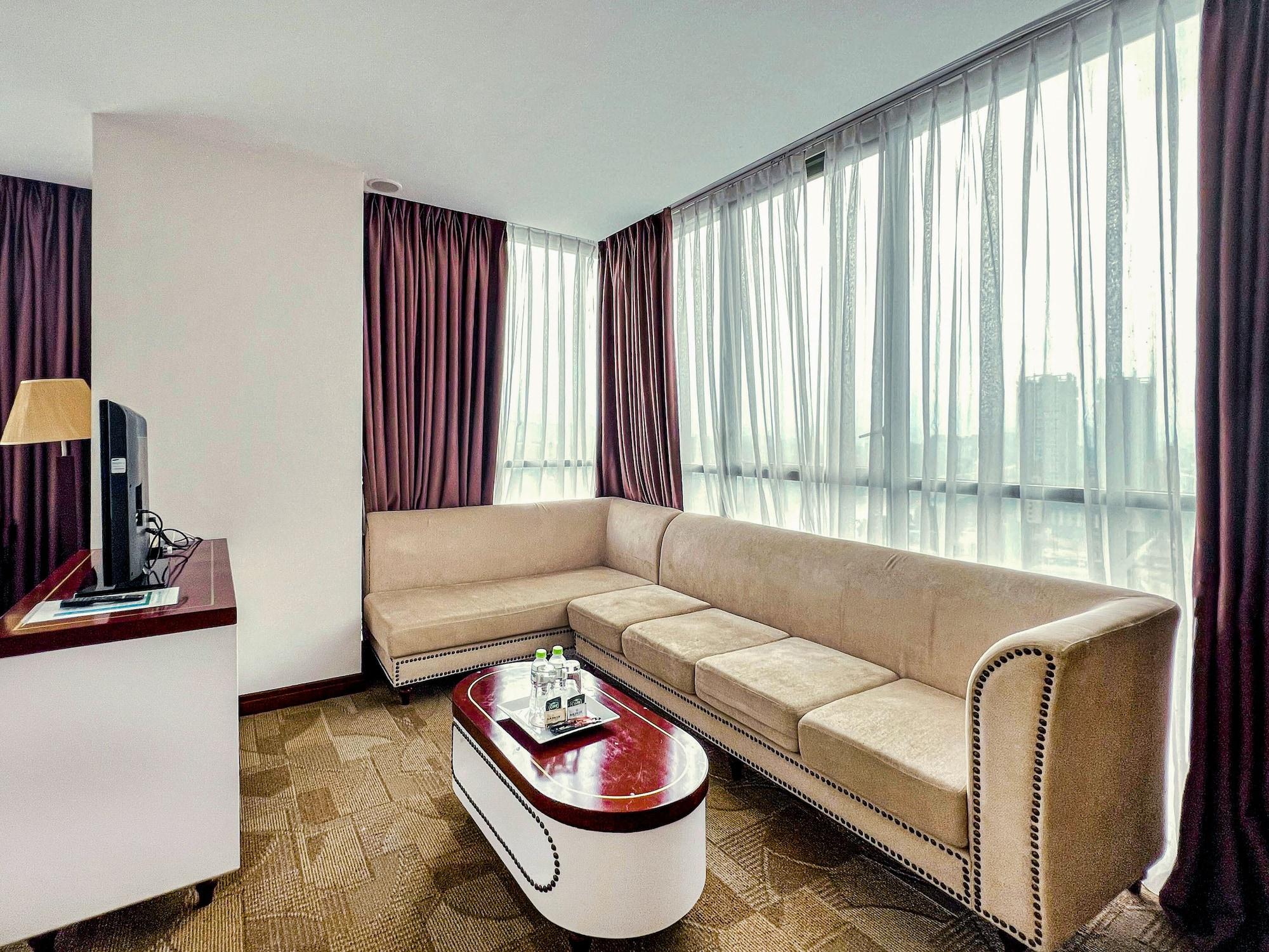 Sapaly Lao Cai City Hotel Екстер'єр фото